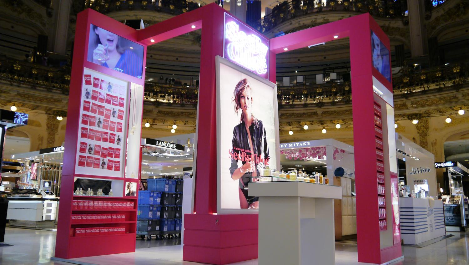podium see by chloé aux Galeries Lafayette