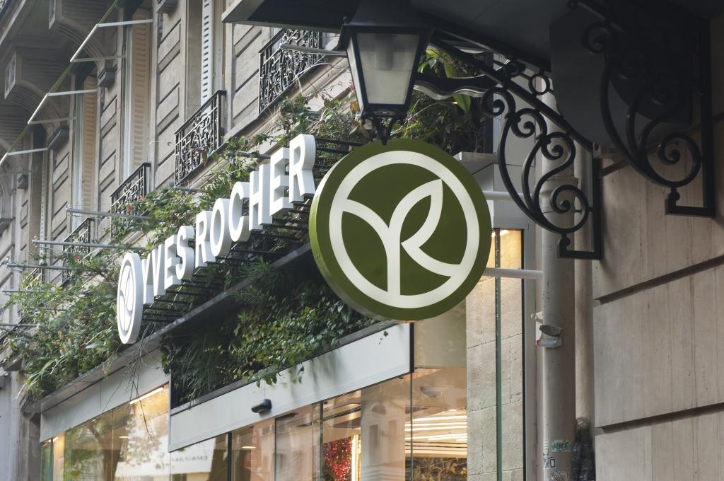 agencement boutique yves rocher